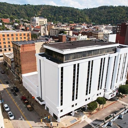 Mclure Hotel Wheeling Exterior photo