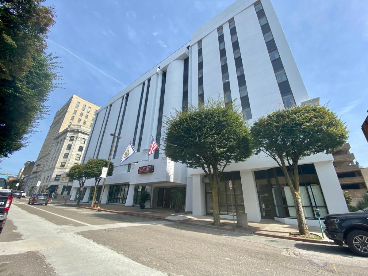 Mclure Hotel Wheeling Exterior photo